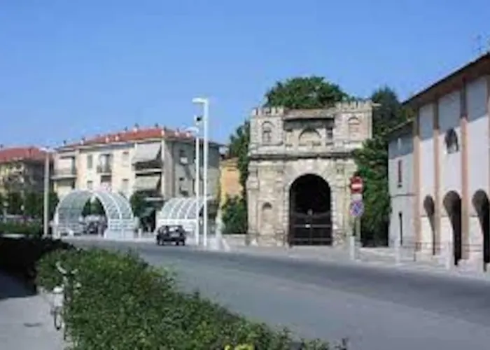 Residenza Borgo 9 아파트 콜레키오